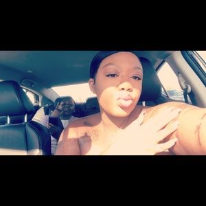 Meet your Posher, Davea